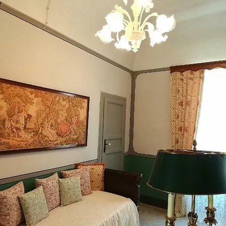 Adeste 41 Apartment *